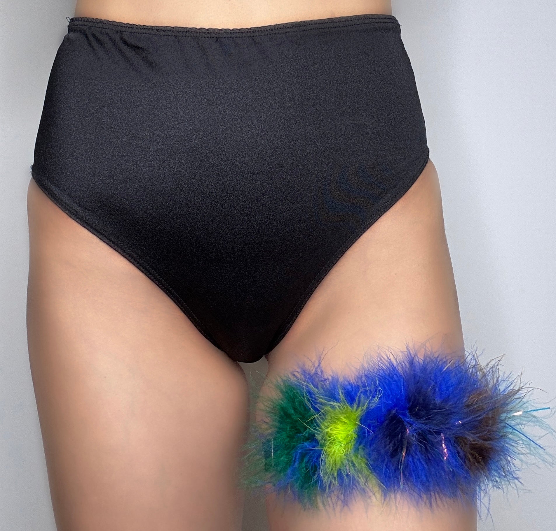 Peacock Leg Garter