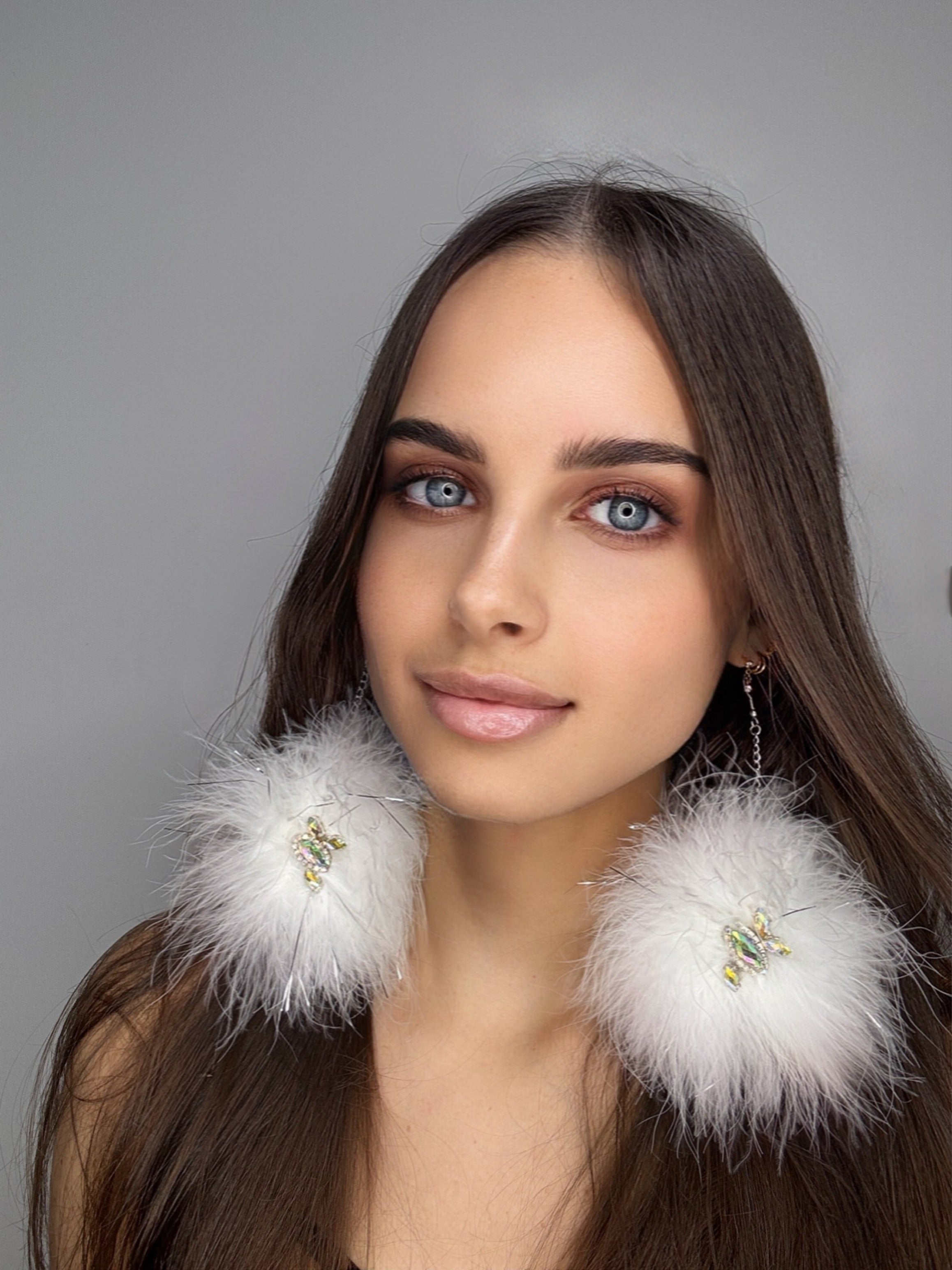 Sparkle Fluff Earrings (white w silver tinsel)