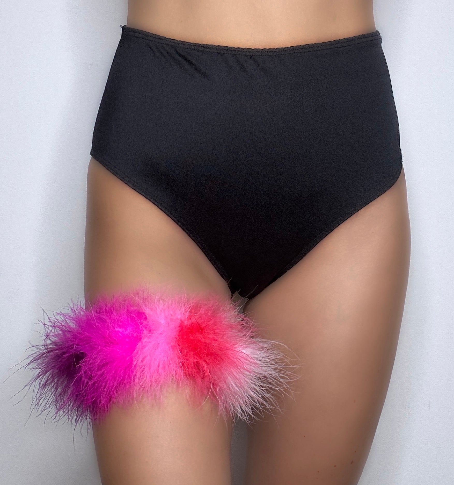 Pink Fluff Cluster Leg Garter